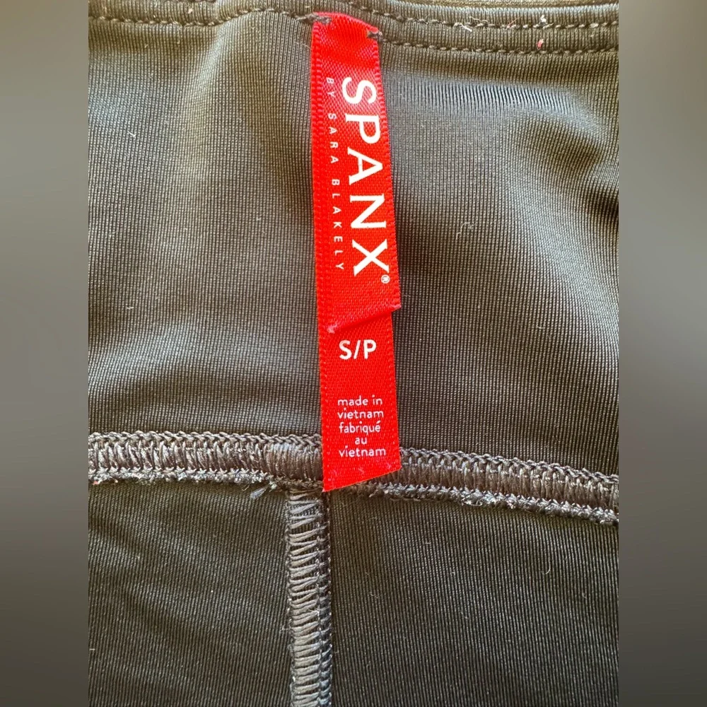 Spanx black faux leather leggings women’s size S‎